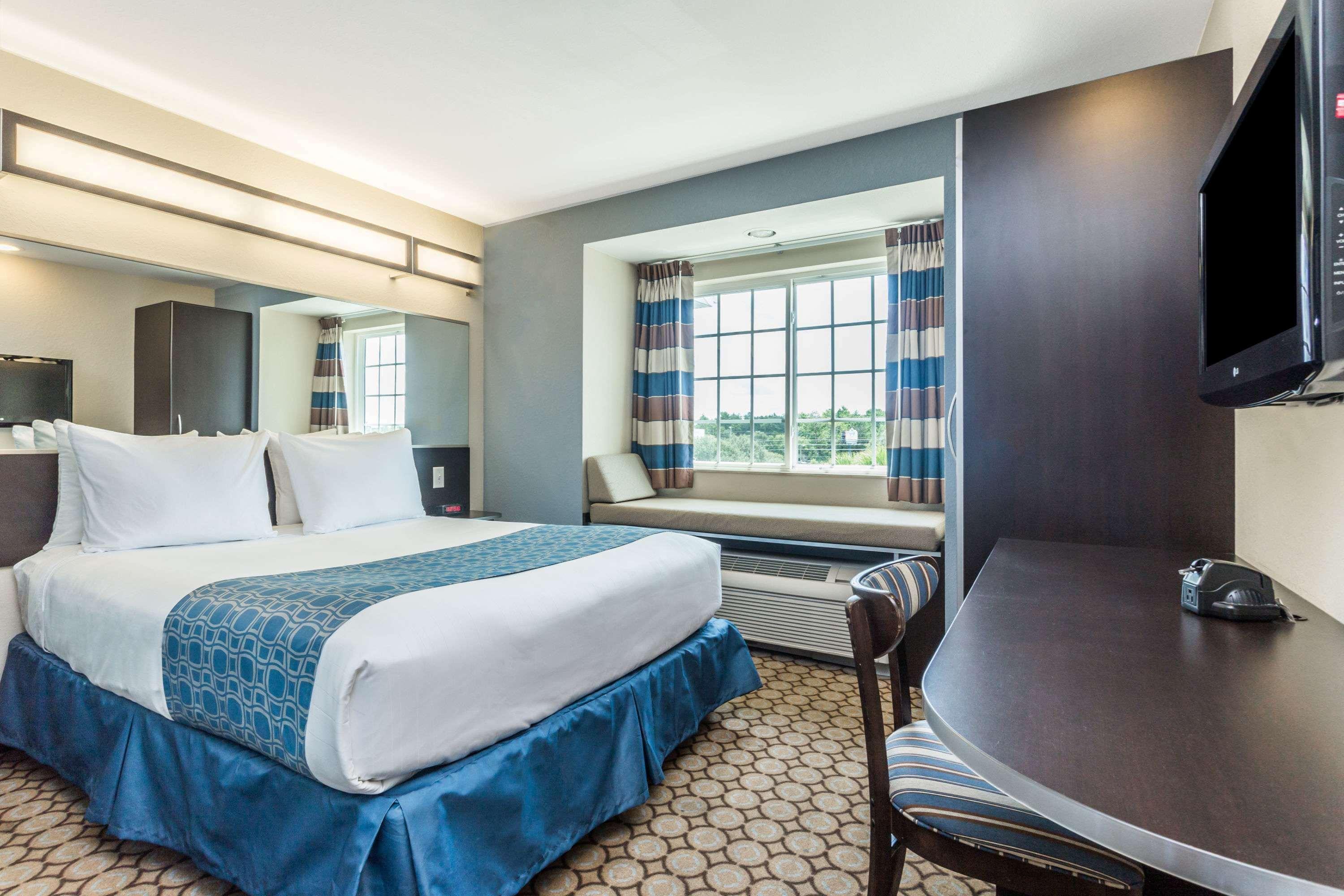 Microtel Inn & Suites By Wyndham Spring Hill/Weeki Wachee Ngoại thất bức ảnh