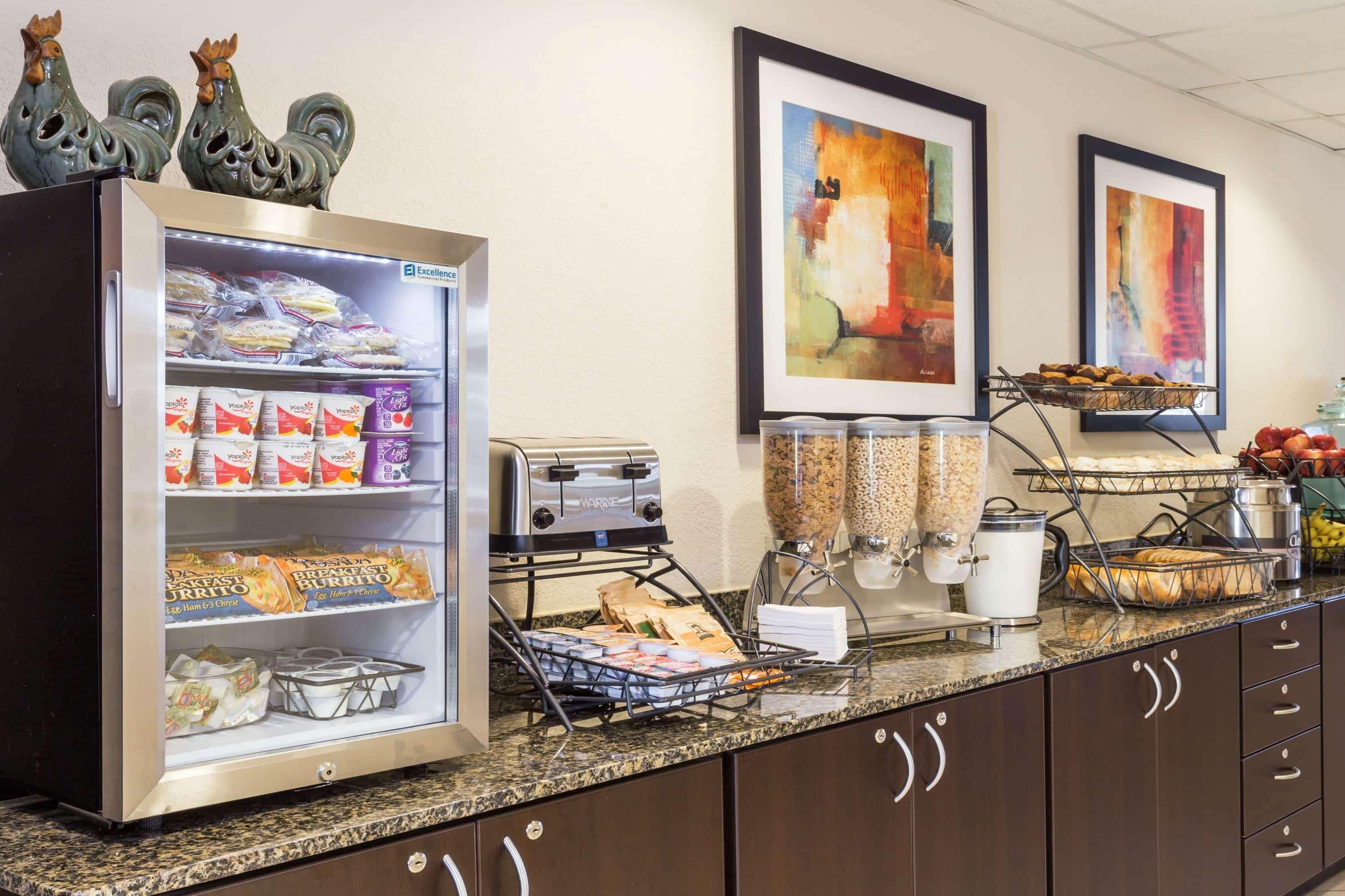 Microtel Inn & Suites By Wyndham Spring Hill/Weeki Wachee Ngoại thất bức ảnh